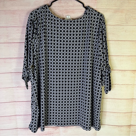 Liz Claiborne Purple Print Top Size 2X - Picture 6 of 6